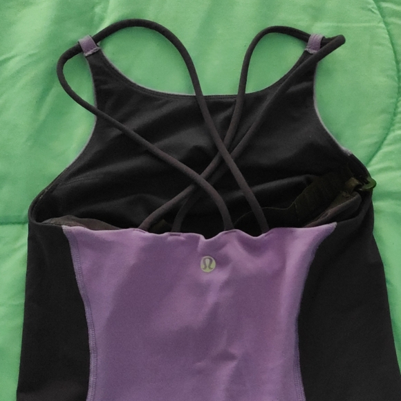 Purple adjustable Lululemon tank size 4 - Picture 4 of 6